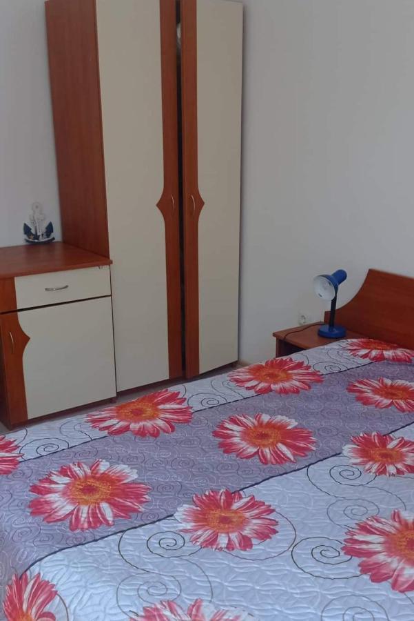 Modern 2 Bedroom Apartment In Top Location In Sunny Beach Just 150 Meters From Casino Platinum Luaran gambar