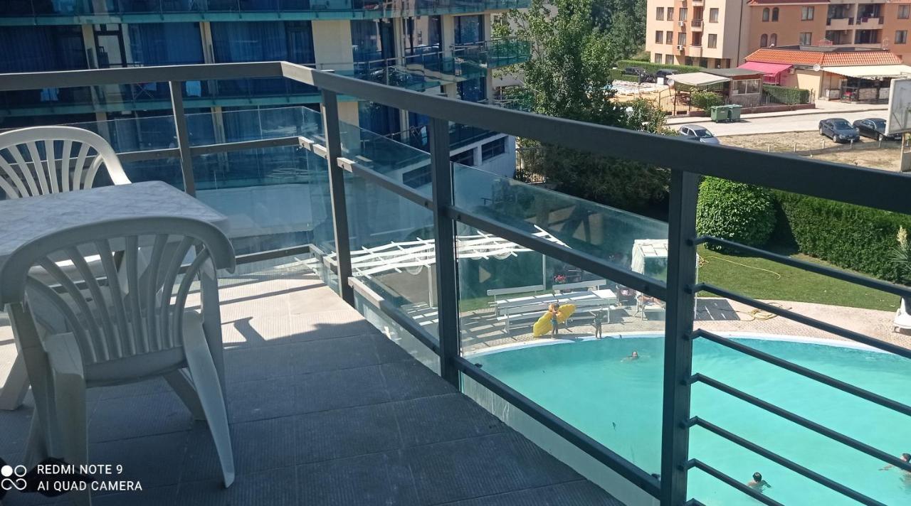 Modern 2 Bedroom Apartment In Top Location In Sunny Beach Just 150 Meters From Casino Platinum Luaran gambar